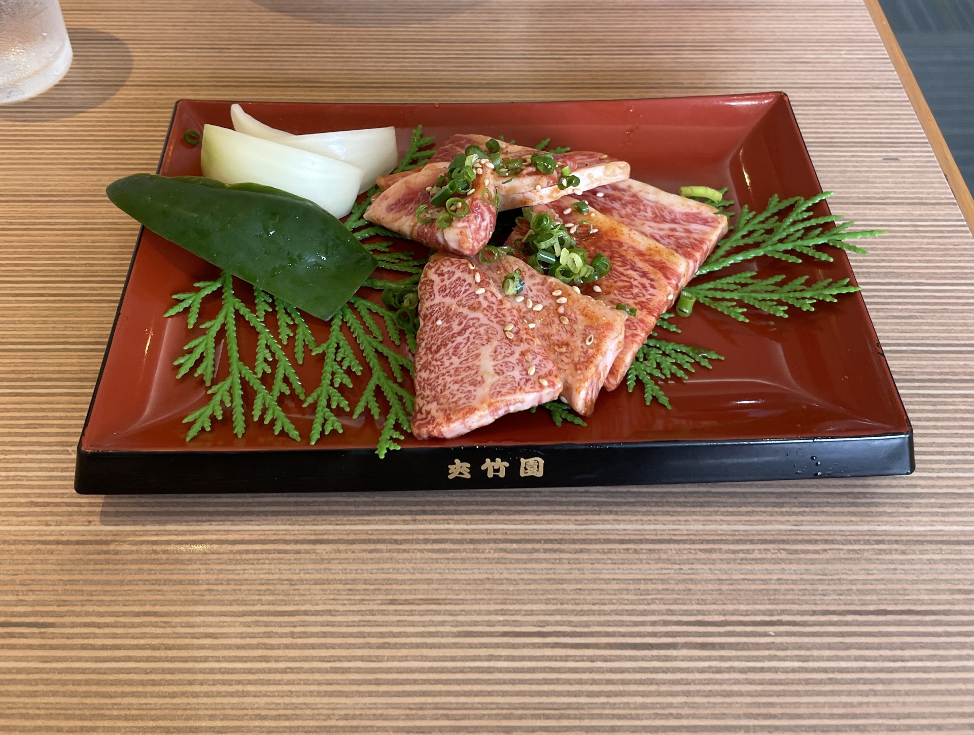 %e5%ae%ae%e5%b4%8e%e7%89%9b-3