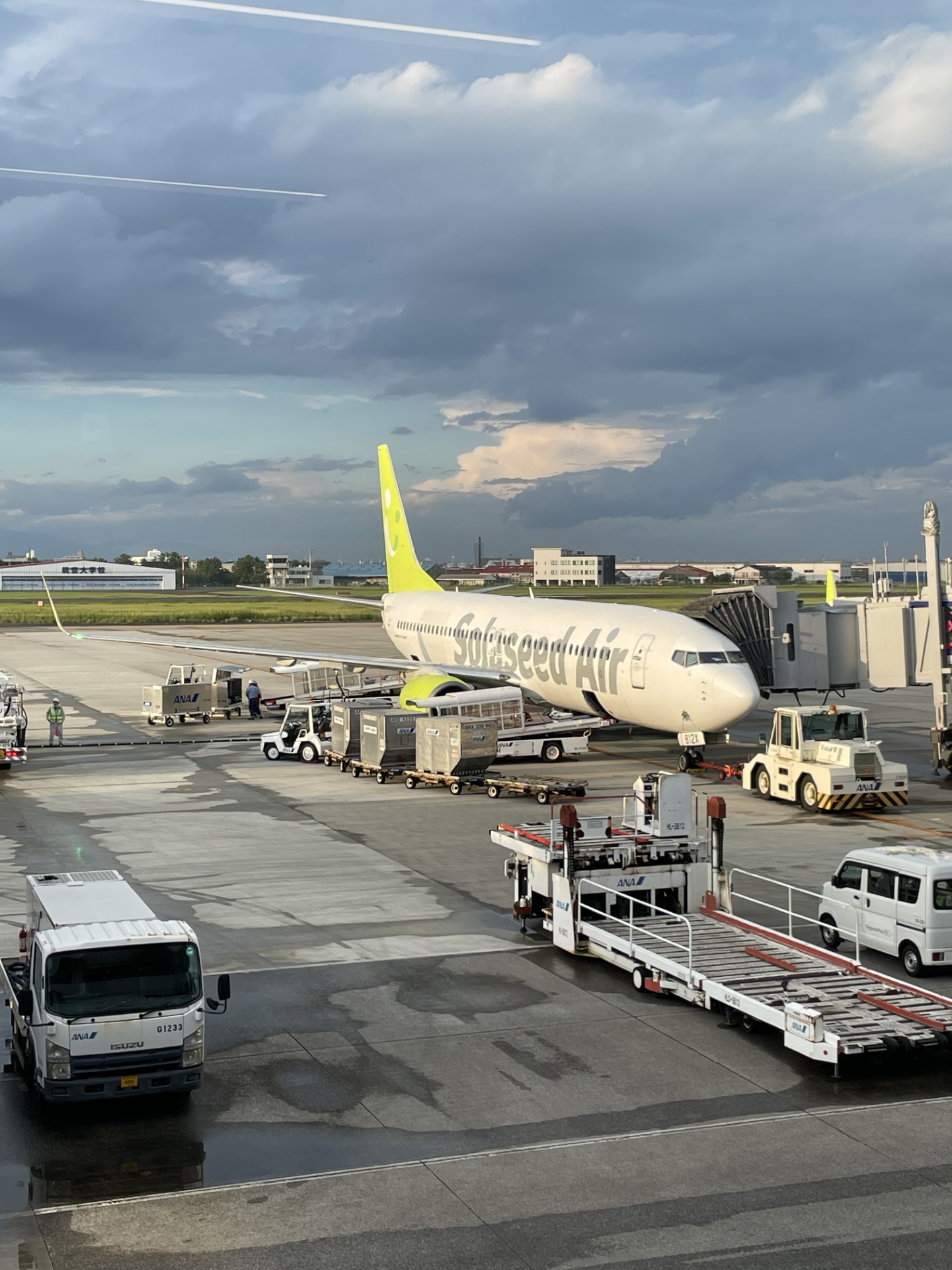 %e5%ae%ae%e5%b4%8e%e7%a9%ba%e6%b8%af-3